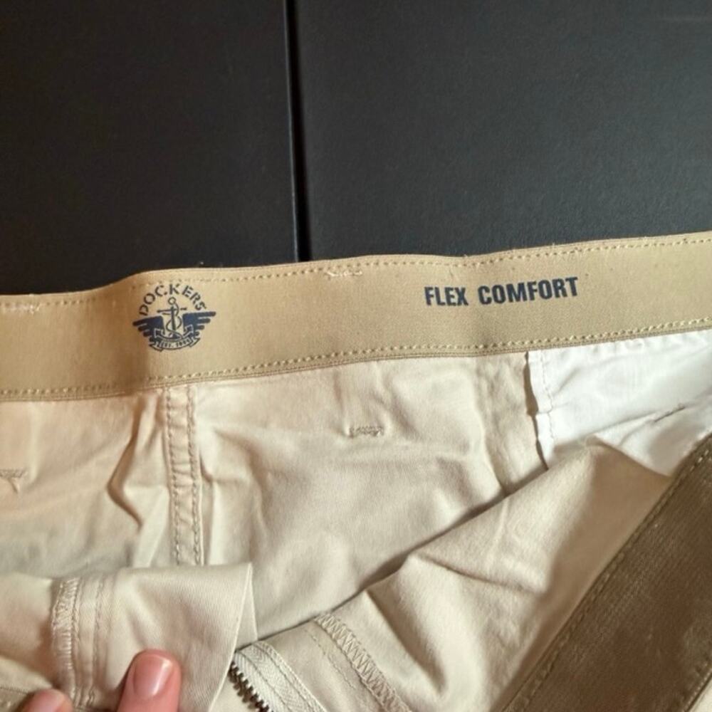 58 Dockers Flex Comfort Pants Mens Stretch Waist Khaki Casual Big Tall - Picture 3 of 9